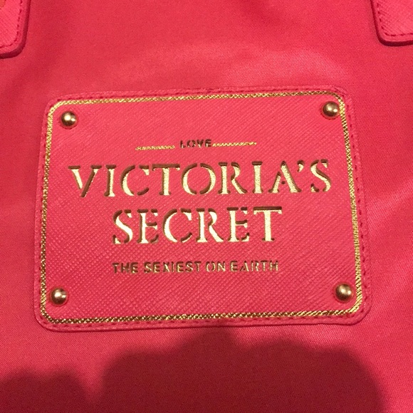 Victoria’s Secret Pink Over Night Bag - Picture 2 of 5